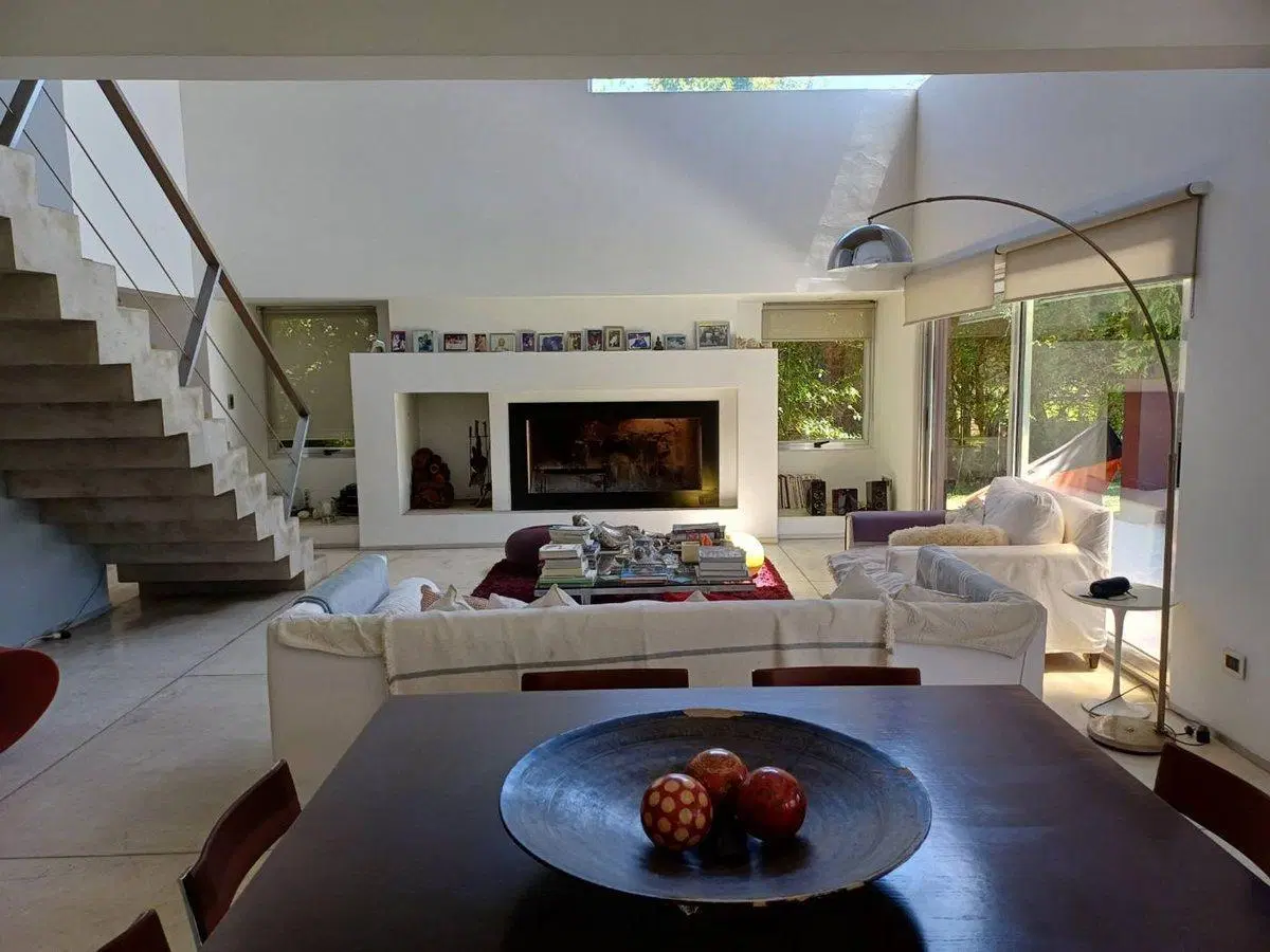 Venta casa moderna en Barrio Laguna del Sol, Tigre 3