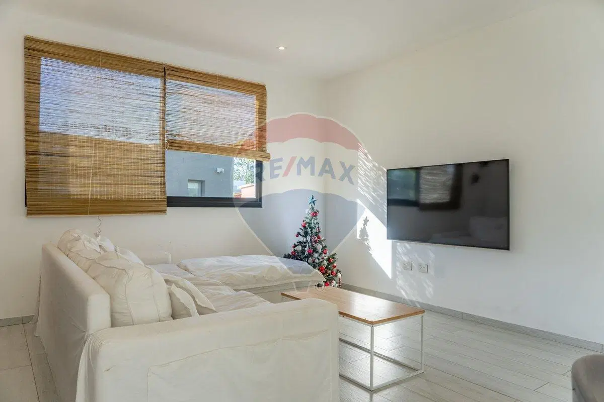 VENTA CASA 6 AMB PISCINA B° SAN SEBASTIÁN PILAR 3