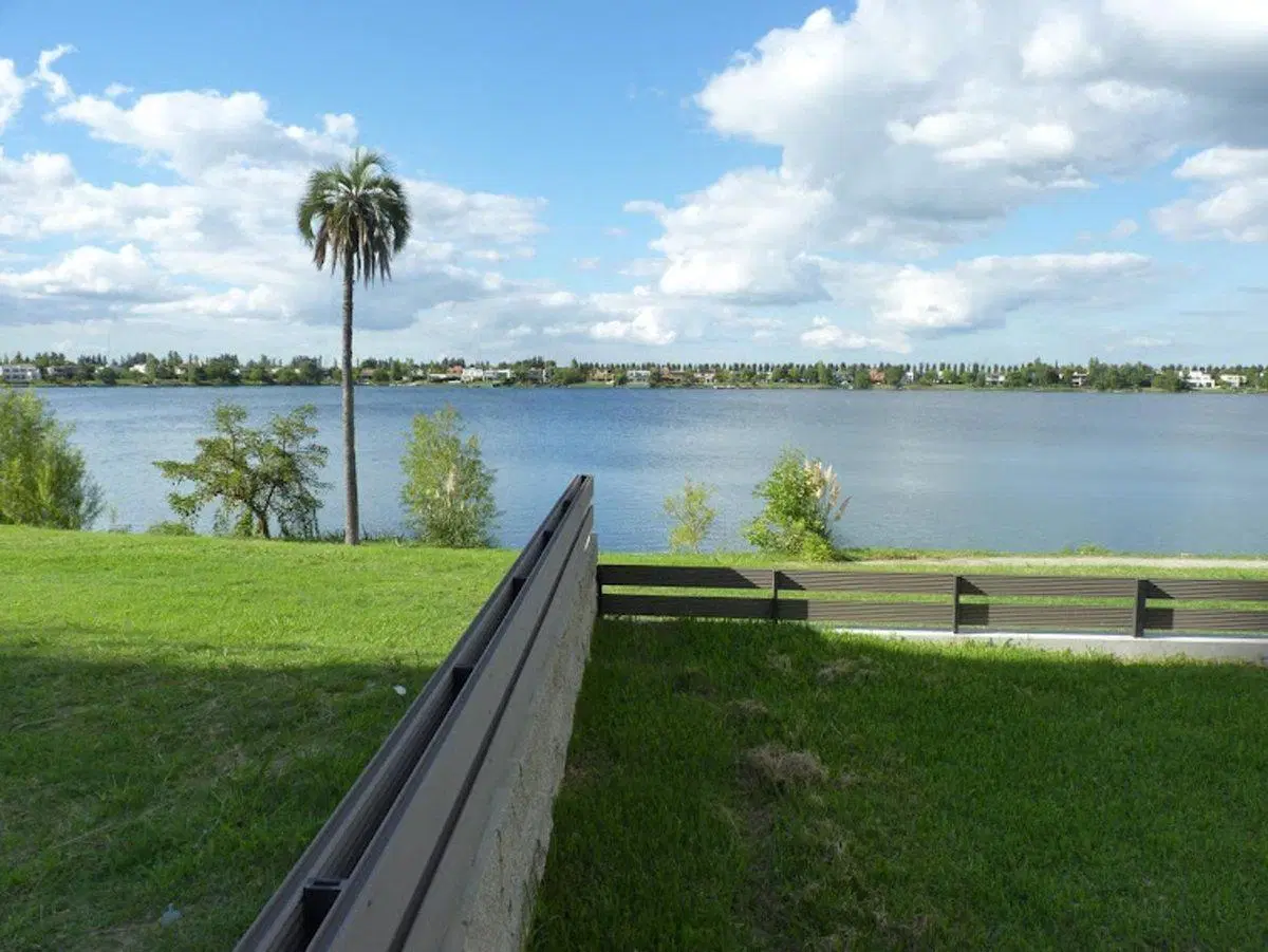 DEPTO VENTA,TIGRE,3 AMB,VILLANUEVA,CON JARDÍN/LAGO 2