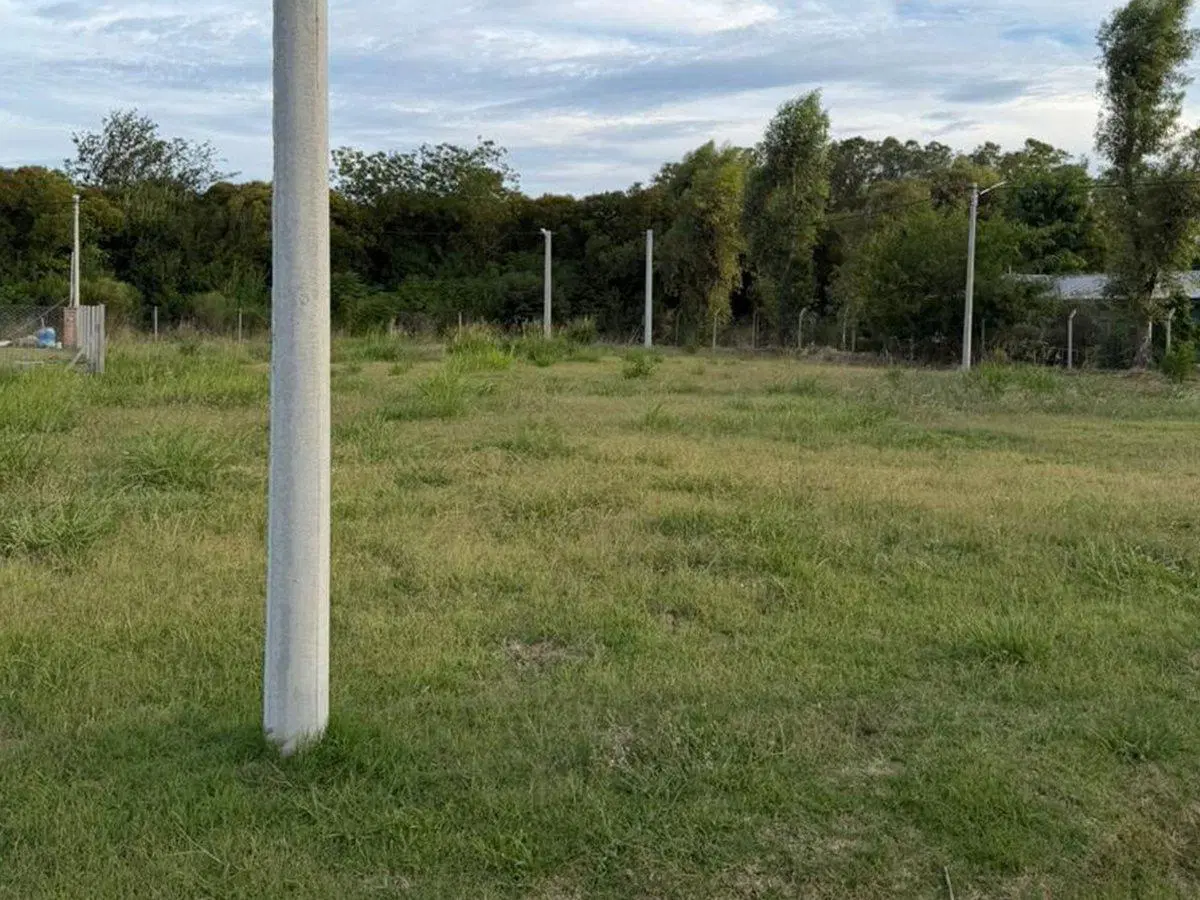 Venta Terreno Barrio Benteveo 304,88m2 Loma Verde 3