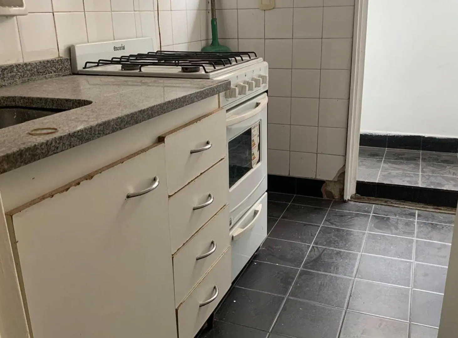 DEPARTAMENTO EN VENTA 2 AMBIENTES RECOLETA 4