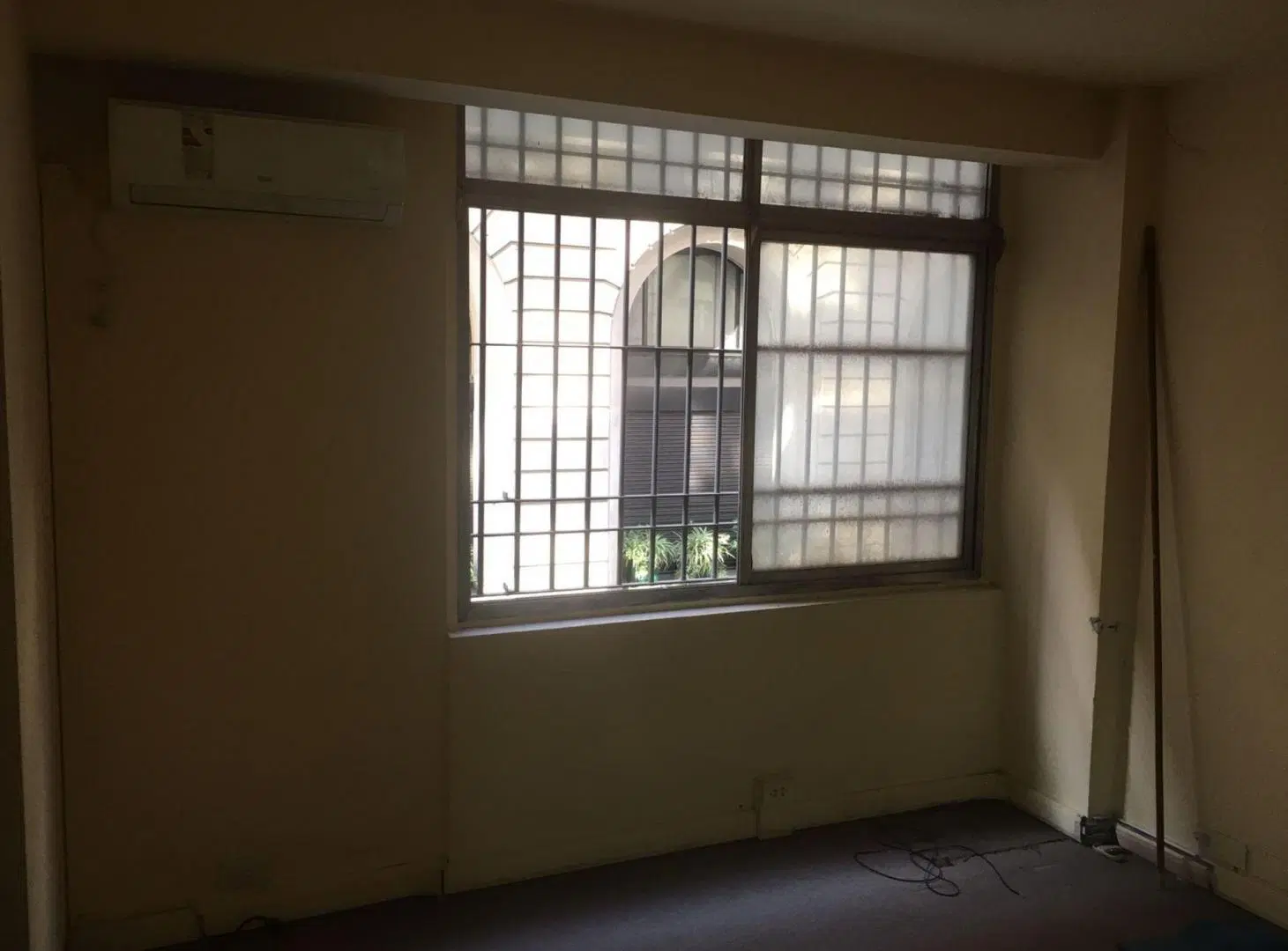 Venta oficina frente a la bolsa de comercio 80 m2 2