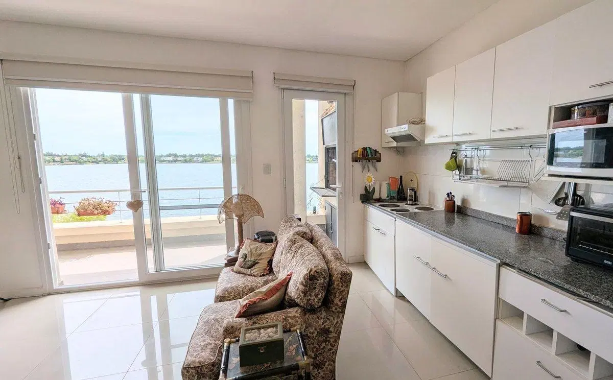 VENTA DEPARTAMENTO 2 AMB TERRAZA AL AGUA VILA VELA 4