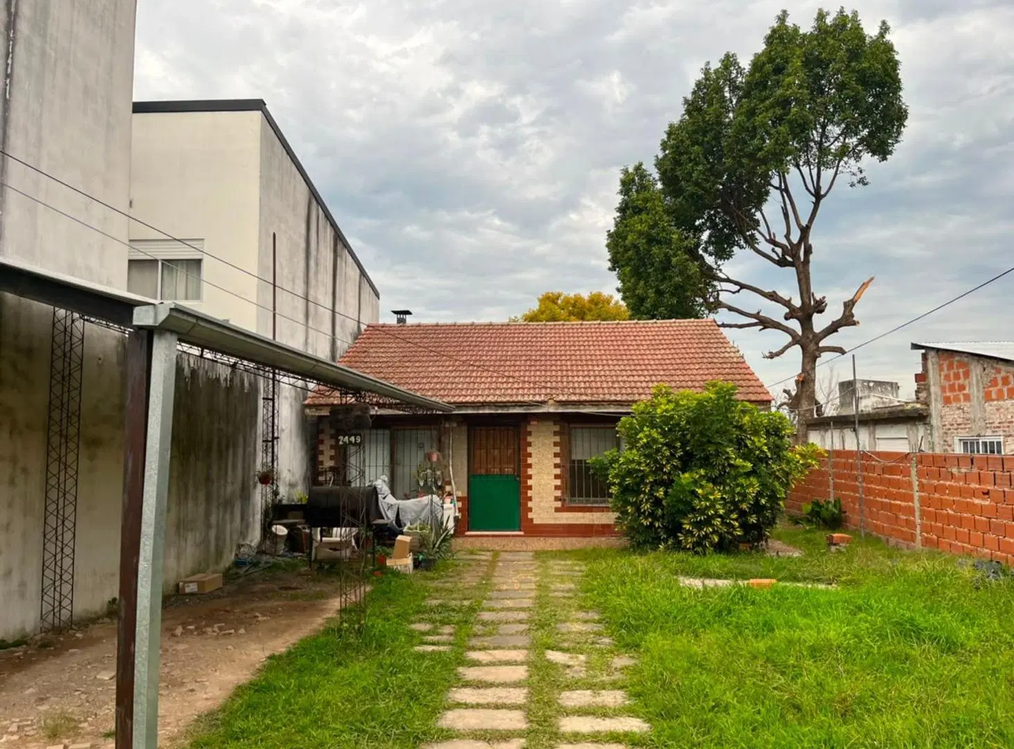 CASA EN VENTA BENAVIDEZ CENTRO 5