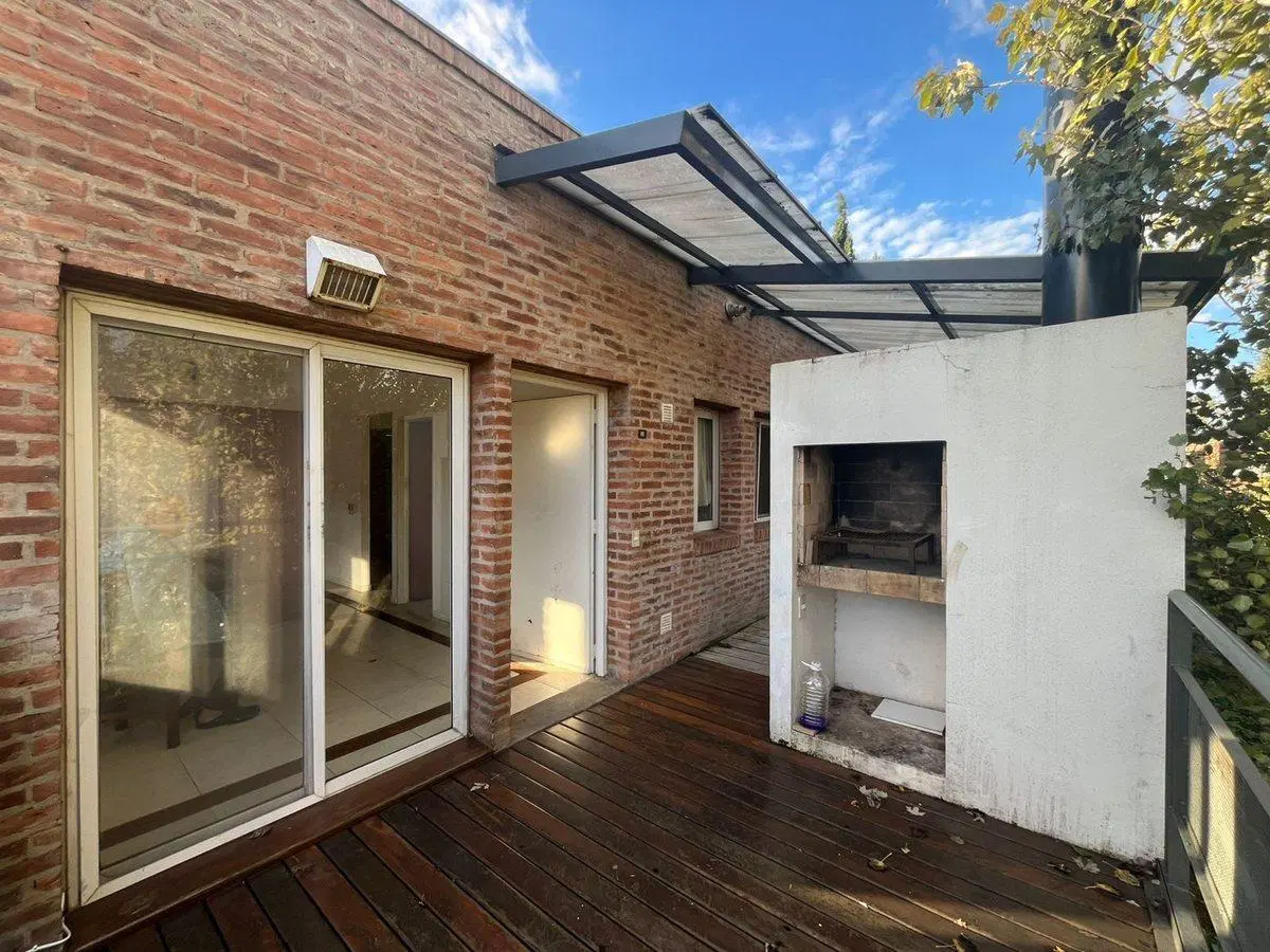 Venta depto monoambiente terraza parrilla Pilar 2