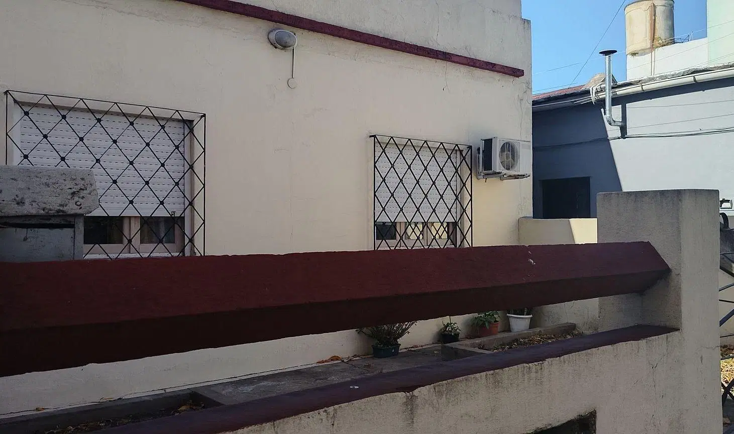 Venta PH al fte 3 amb.c/gge, jardín, patio y terrz 5