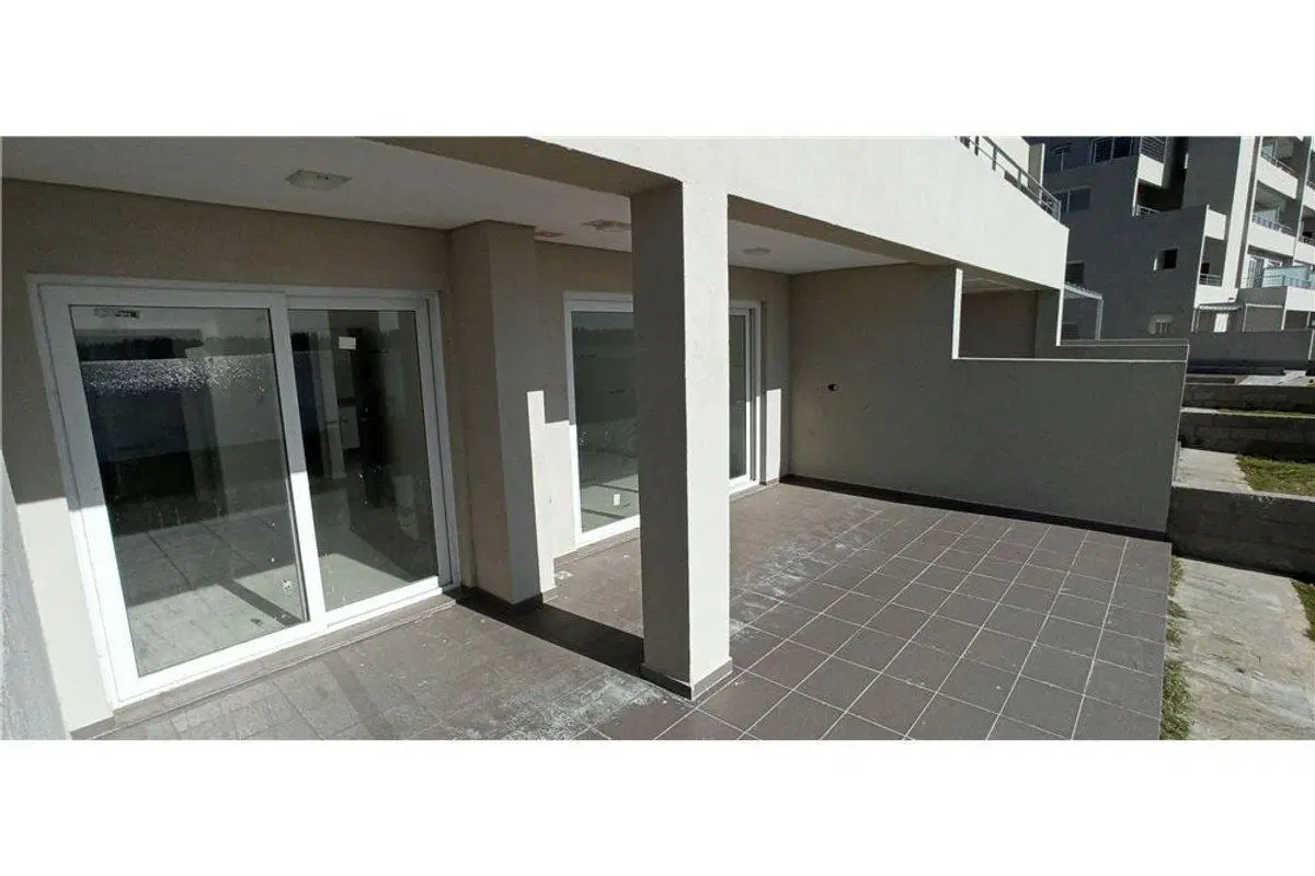 DEPARTAMENTO EN VENTA 2 AMB JARDIN AGUA BENAVIDEZ 4