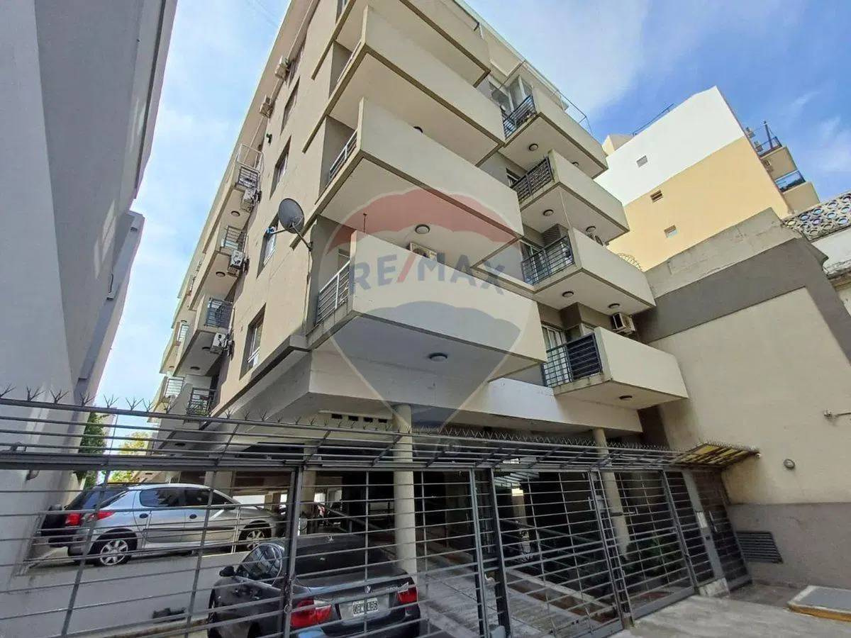 OPORTUNIDAD! VENTA COCHERA  FLORIDA, VTE. LÓPEZ 2