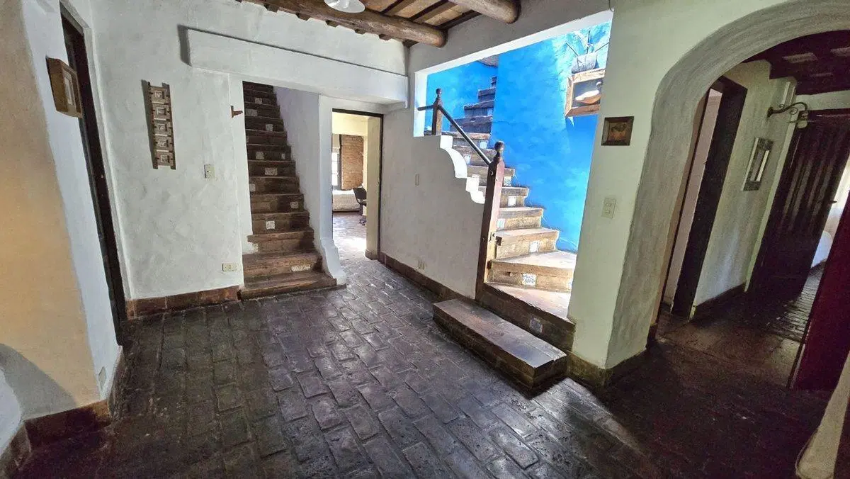 CASA en VENTA en LA HORQUETA, 9 AMBIENTES JARDIN 5