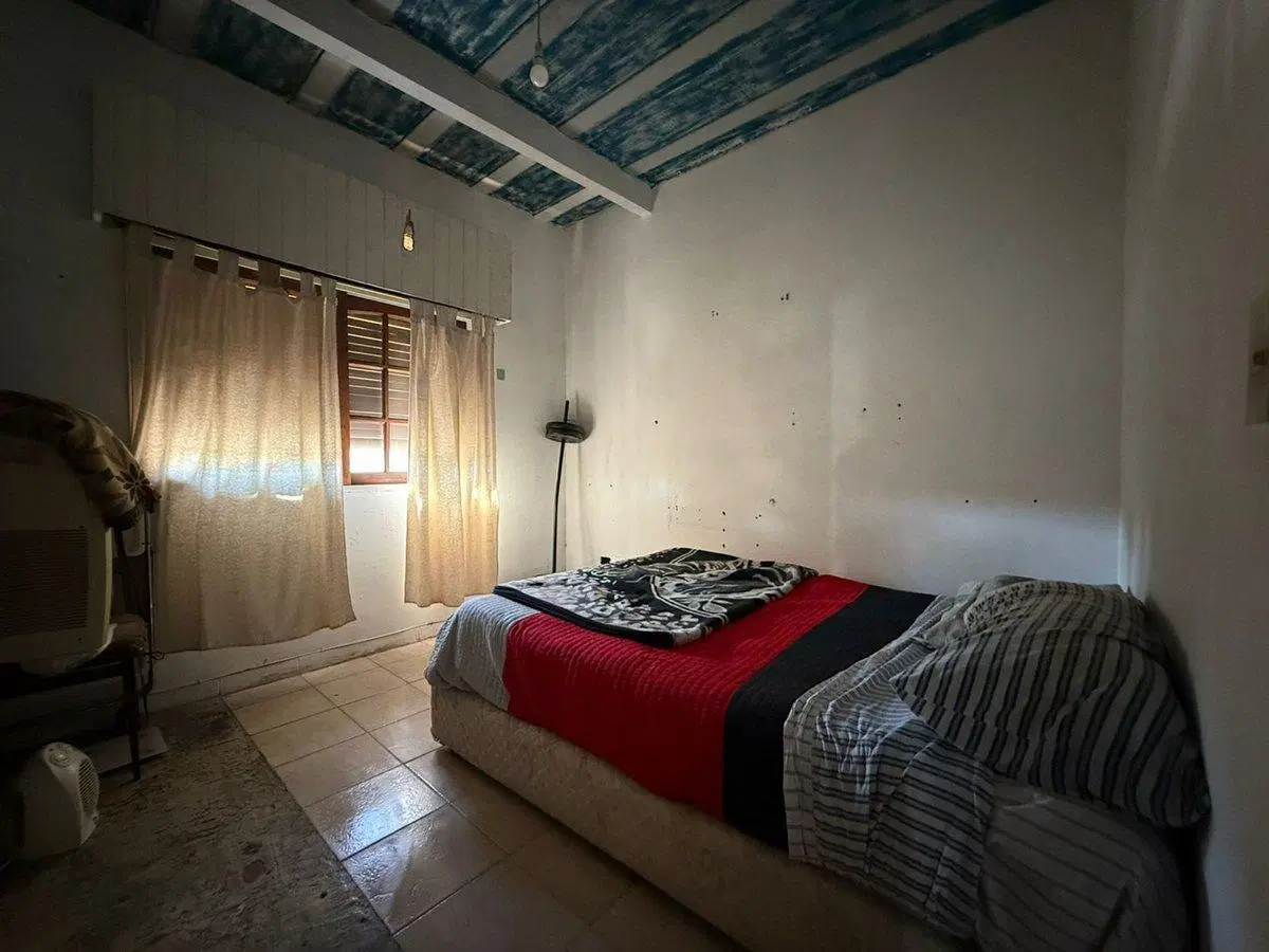 VENTA LOCALES COMERCIALES + DEPTOS C/RENTA 5