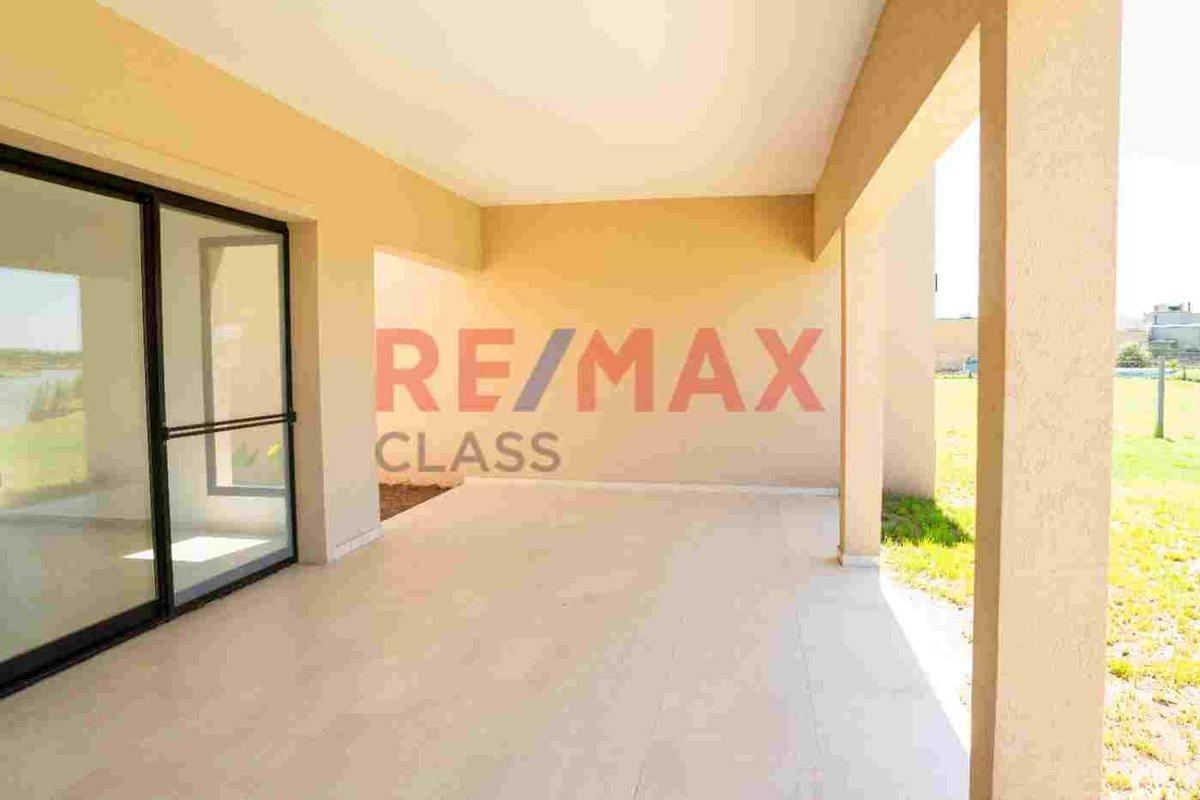 CASA EN VENTA SAN SEBASTIAN