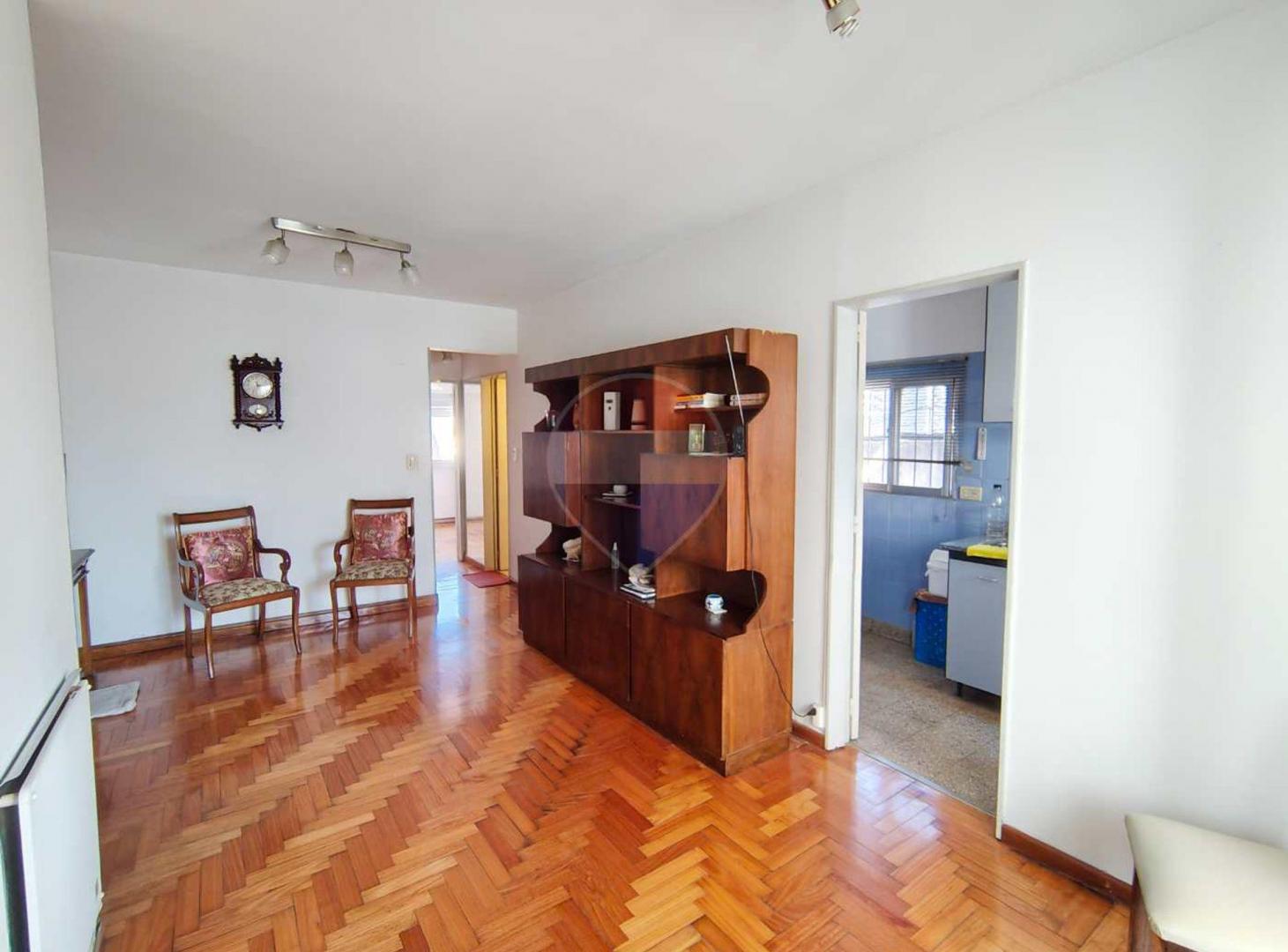 VENTA - DEPTO 2 AMB CON BALCÓN INTEGRADO - ALMAGRO