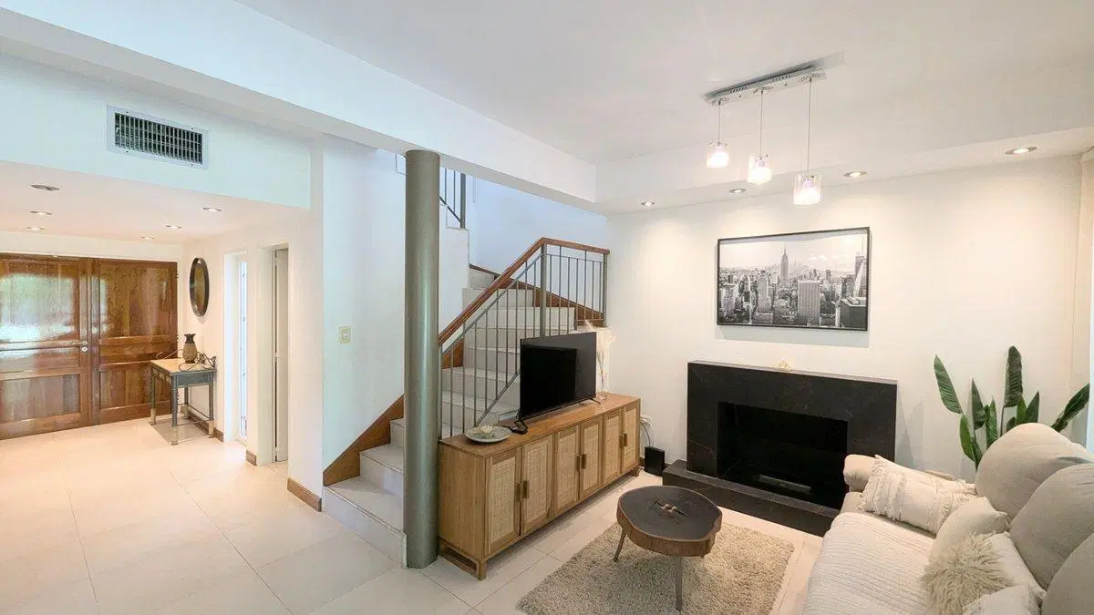 Casa en venta Habitat Pilar CREDITO 4 Dormitorios 3