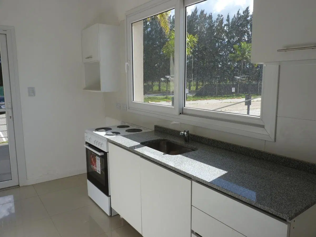 Venta Depto. Con Jardin Al Agua 3 AMB. VILA VELA 5
