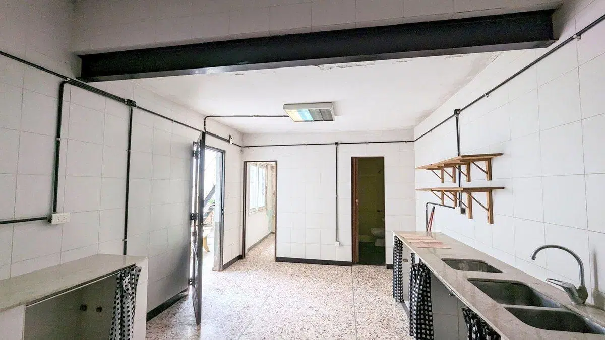 Casa Lote propio Venta 3 Dormitorios Apta Credito 5
