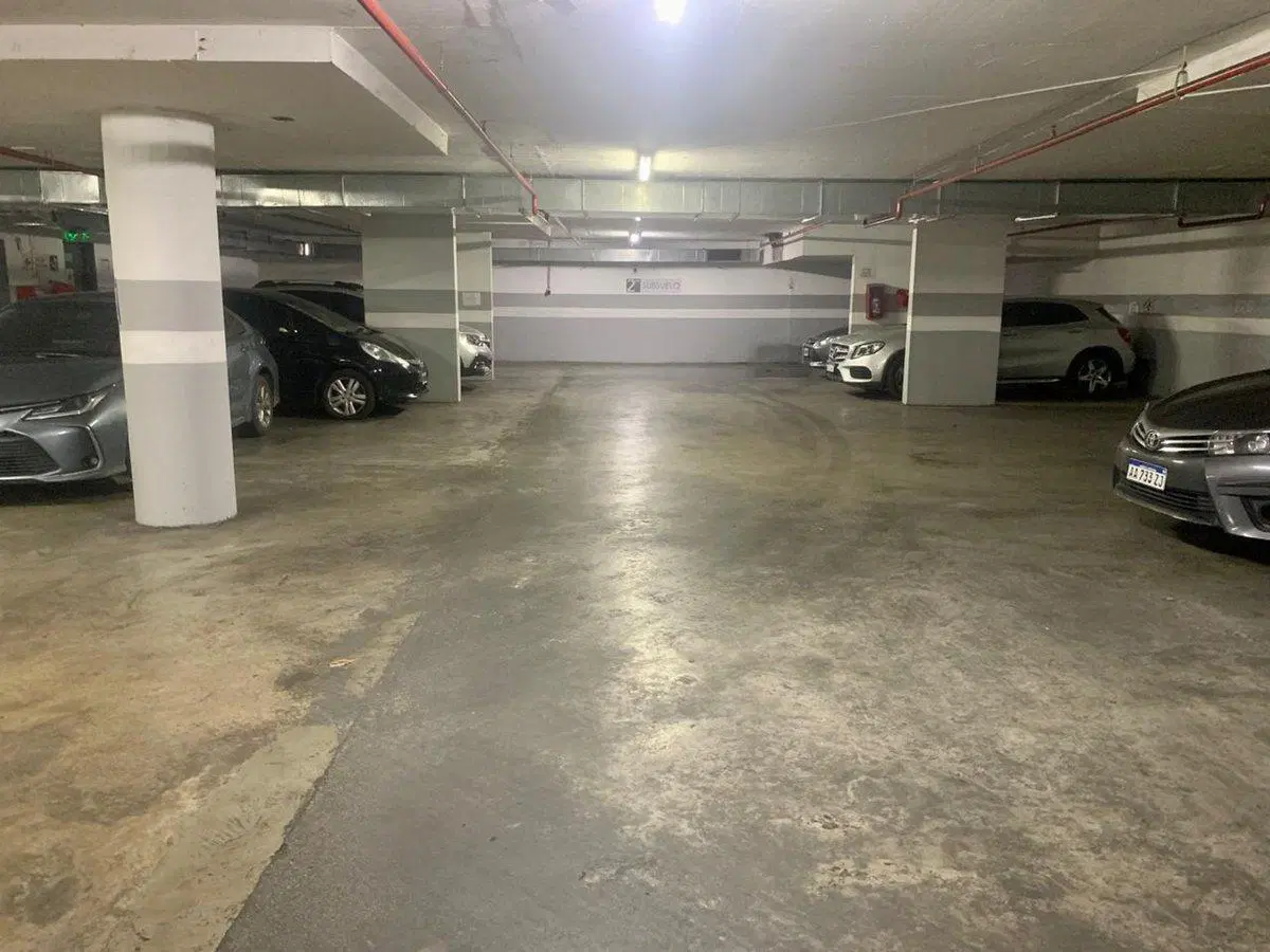 COCHERA/GARAGE VENTA PALERMO HOLLYWOOD 4