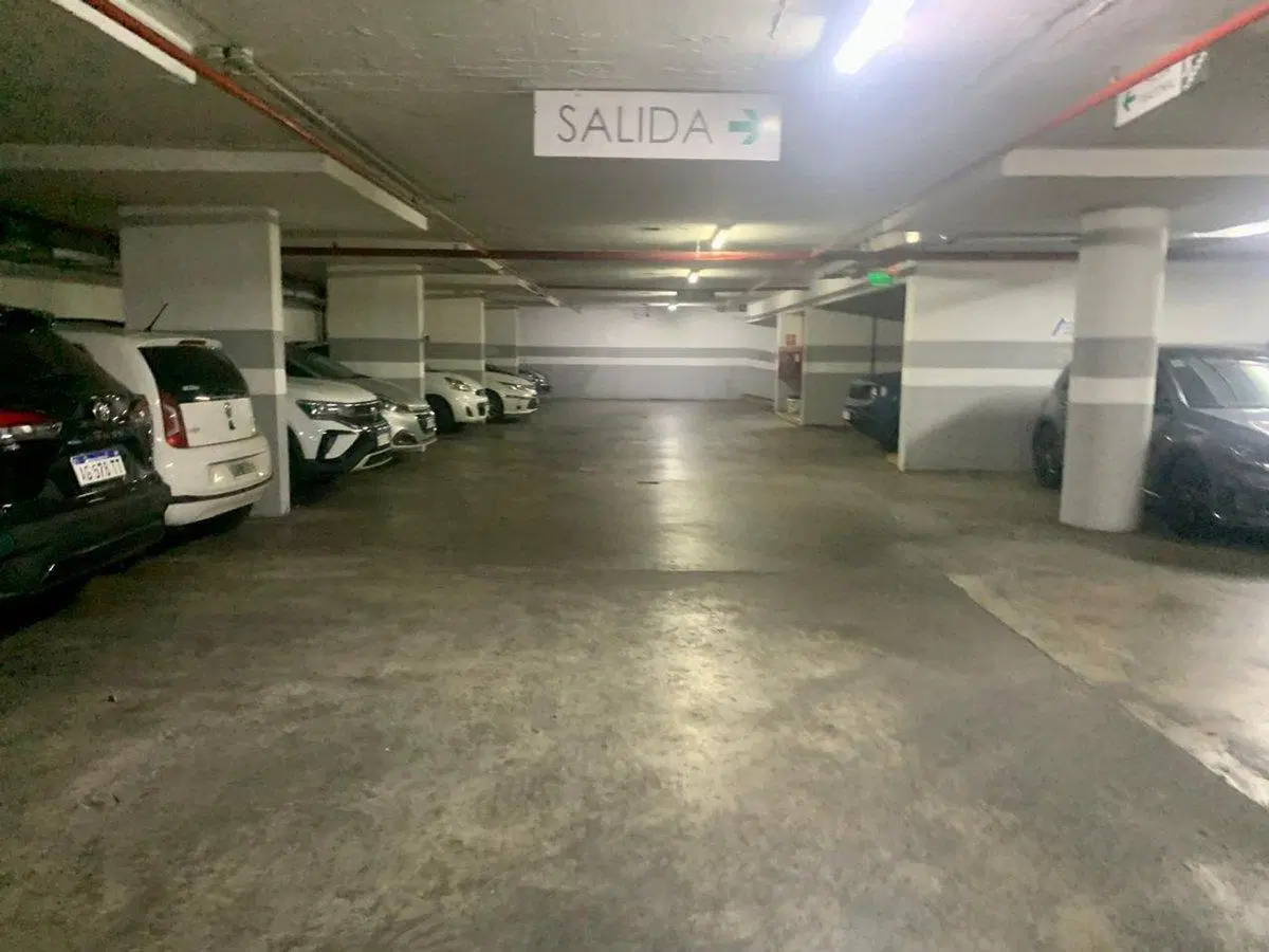 COCHERA/GARAGE VENTA PALERMO HOLLYWOOD 2