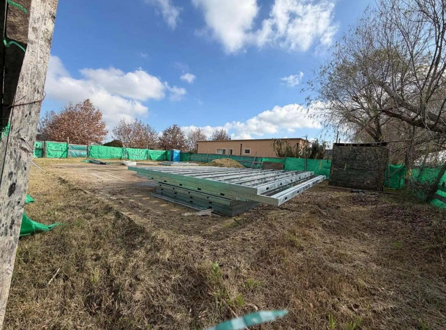 LOTE MAS PLATEA LUZ  PLANOS APROBADOS SANTA ISABEL 3