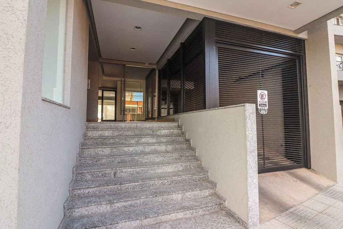 VENTA Dpto. Monoambiente c/cochera Tigre centro. 5