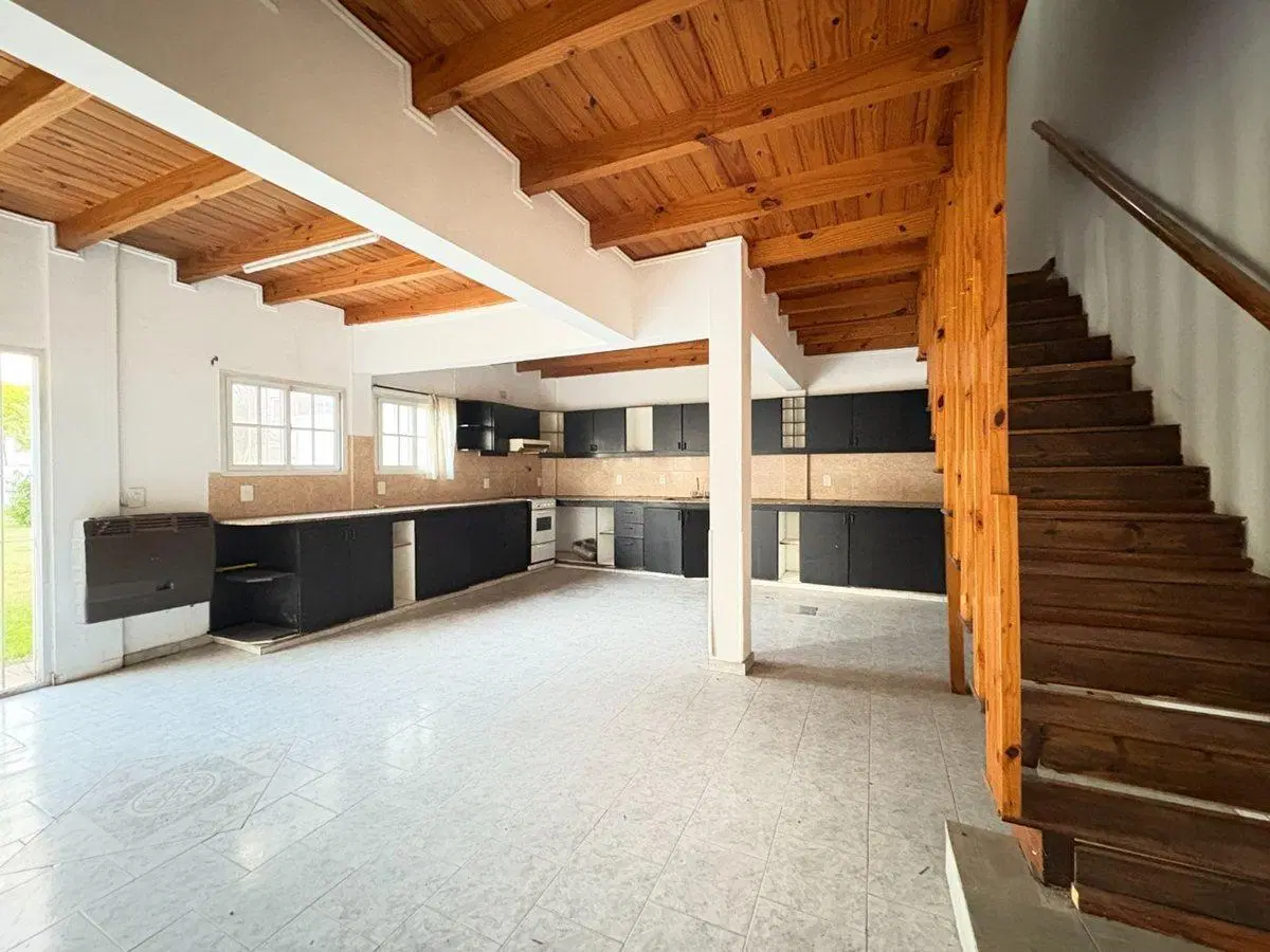 VENTA CASA 5 AMB DON TORCUATO APTO CREDITO PILETA 3