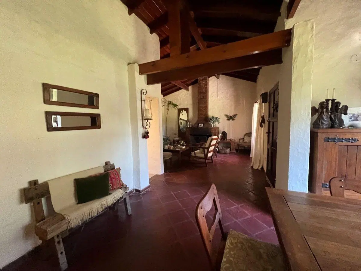 Venta casa 4amb Terreno 3000m2 Exalt. de la Cruz 3