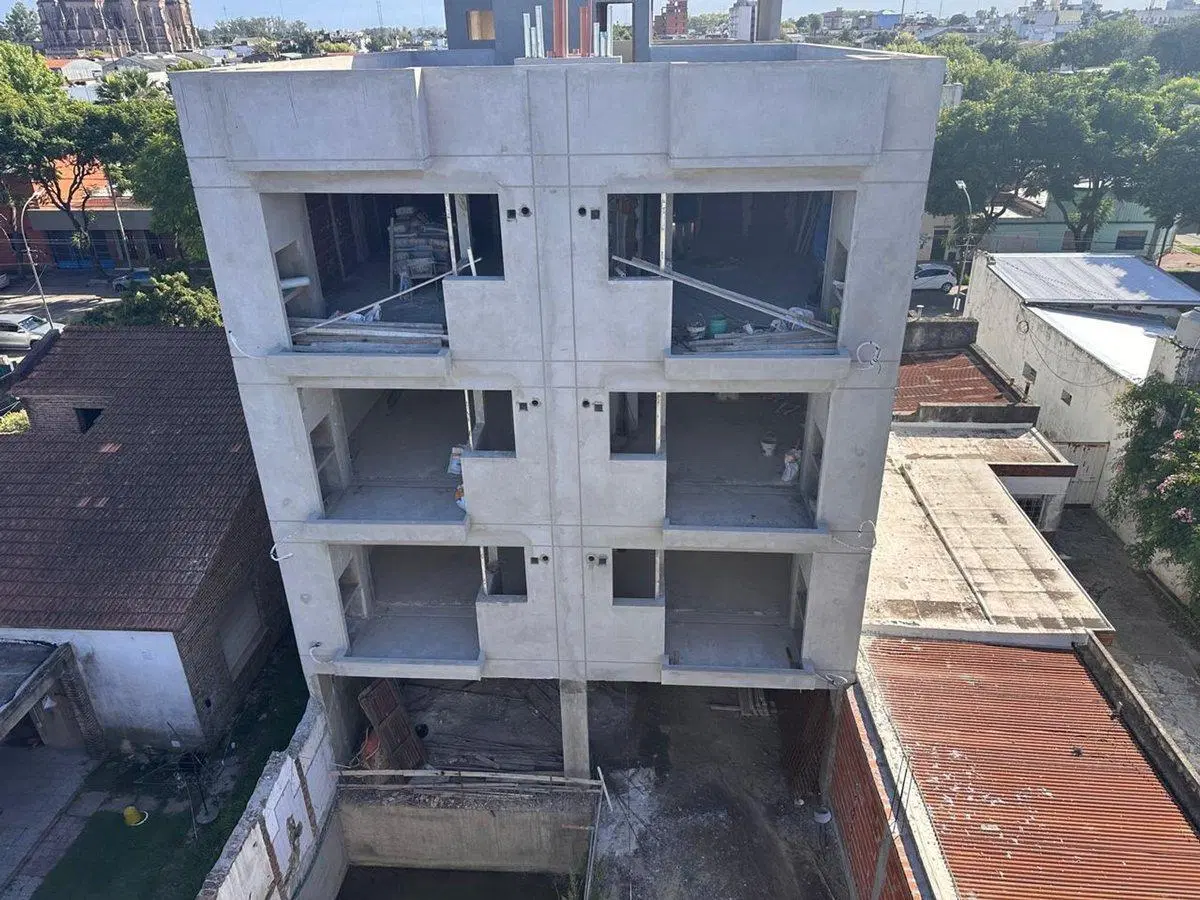 VENTA DEPARTAMENTO  2 AMB A ESTRENAR LUJAN CENTRO 4