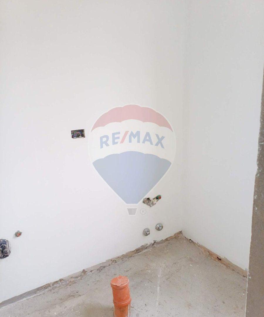 VENTA - CASA 4 AMB. UNA PLANTA - B° SAN SEBASTIÁN