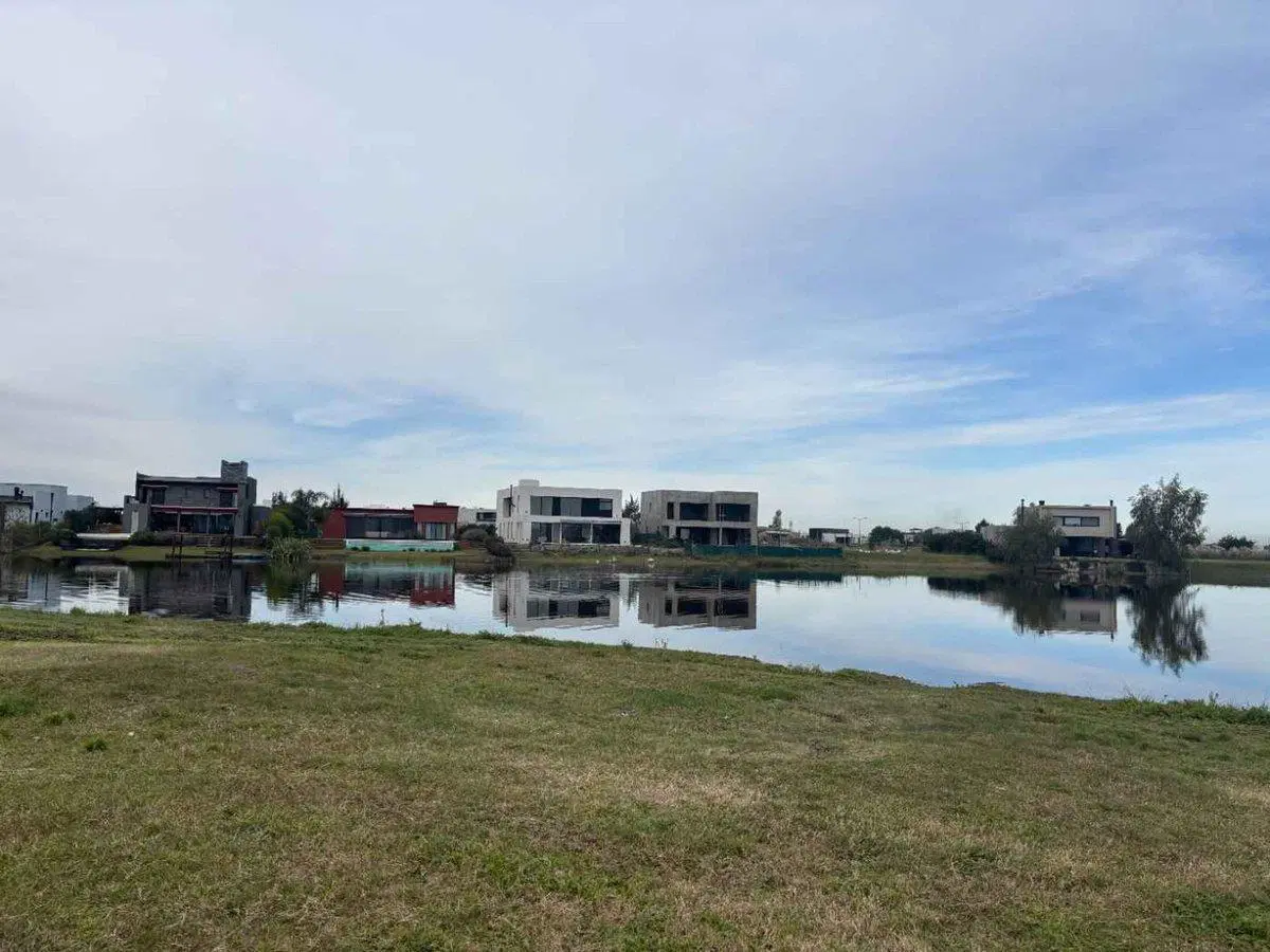 Venta Lote al agua en San Sebastián Area 9 4