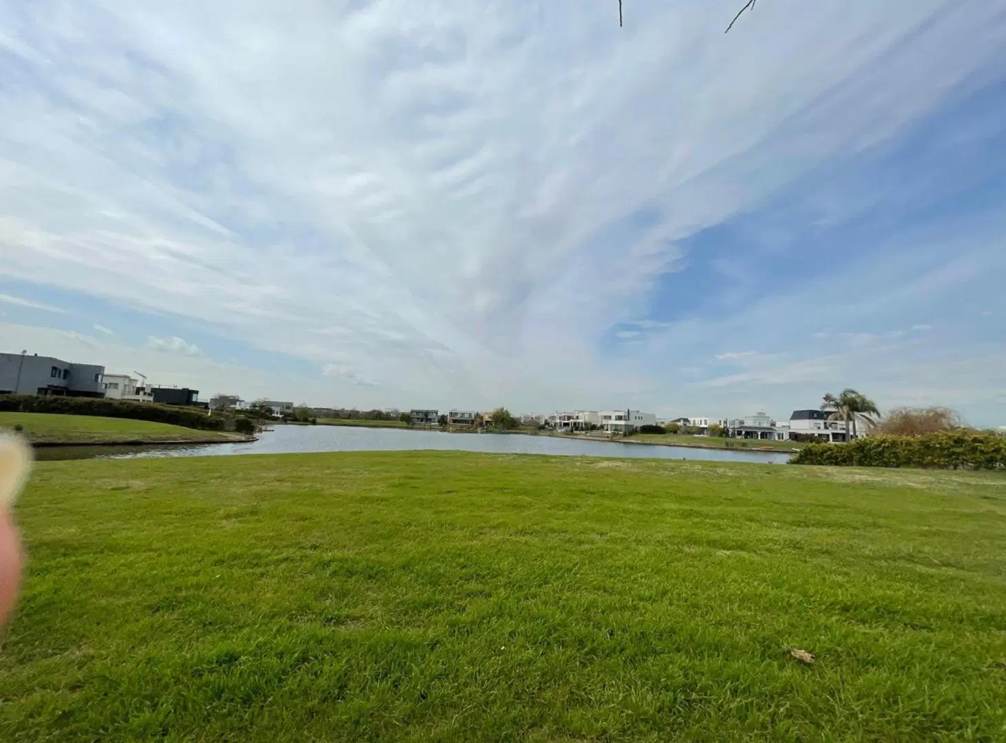 VENTA.LOTE, AL AGUA  . BARRIO VISTAS . PUERTOS . 3