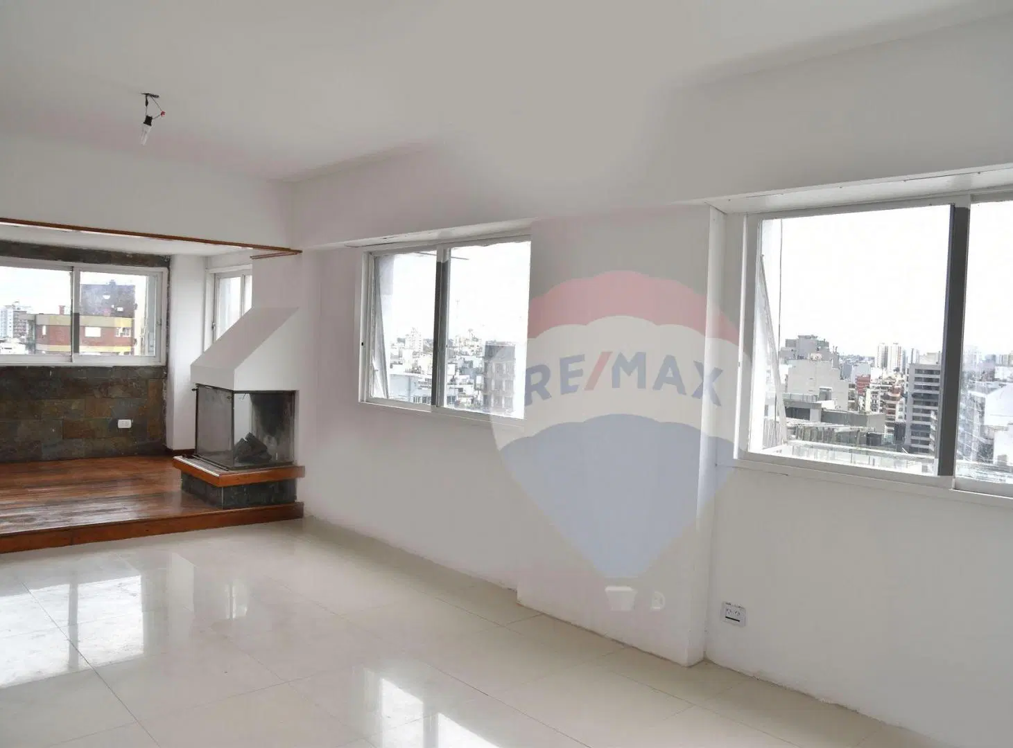 VENTA DEPTO 4 AMB  BELGRANO 2 COCHERA APTO CREDITO 2