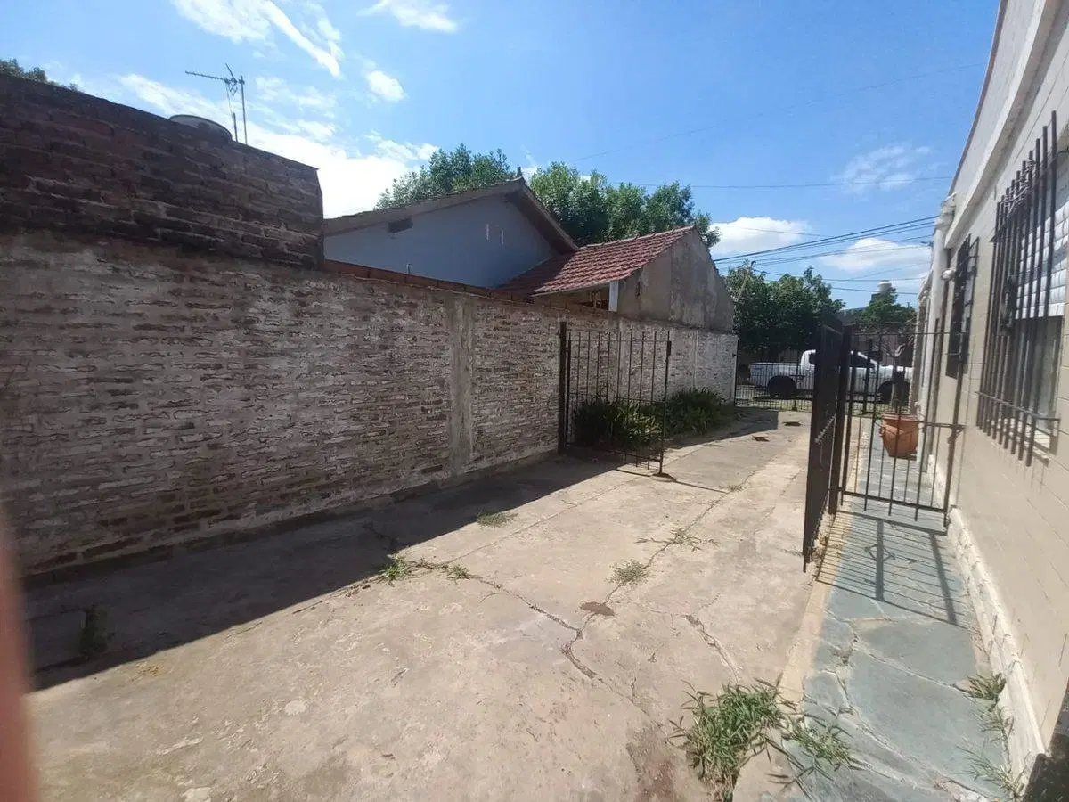 VENTA CASA 3 AMBIENTES EL TALAR AP CREDITO 5