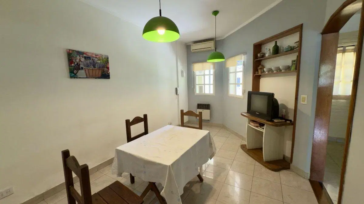 VENTA CASA 6 AMB DON TORCUATO JARDIN Y PILETA 8