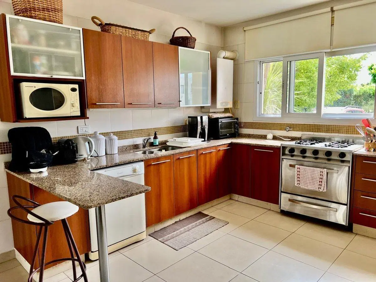 Venta Casa a la Laguna Santa Catalina, Villanueva 2