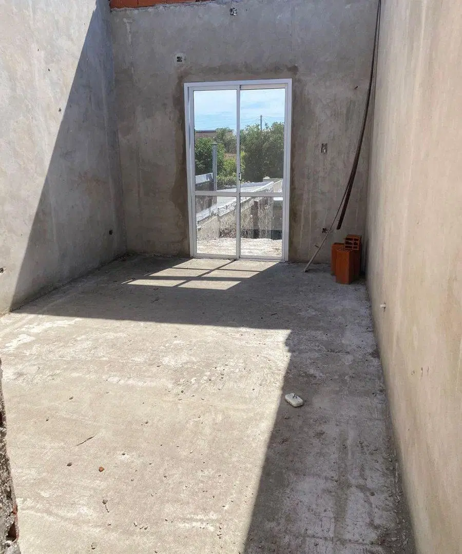 CASA MAS LOCAL COMERCIAL EN VENTA DON TORCUATO 8