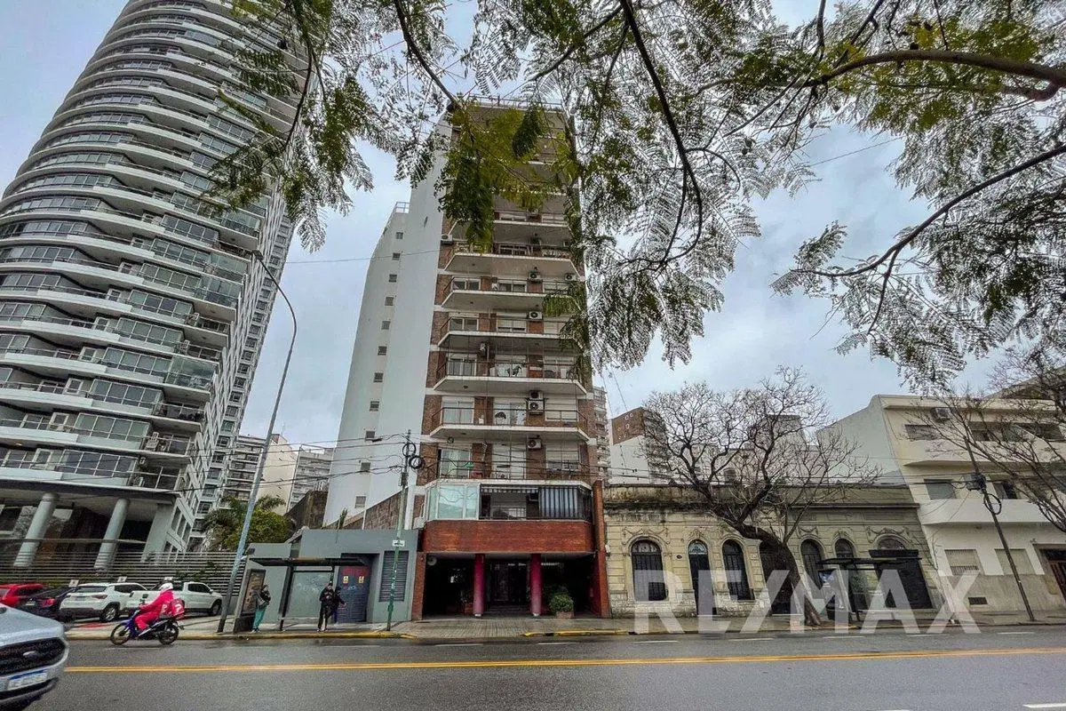 Departamento 2 Ambientes Cañitas Piso 11 al Frente 4