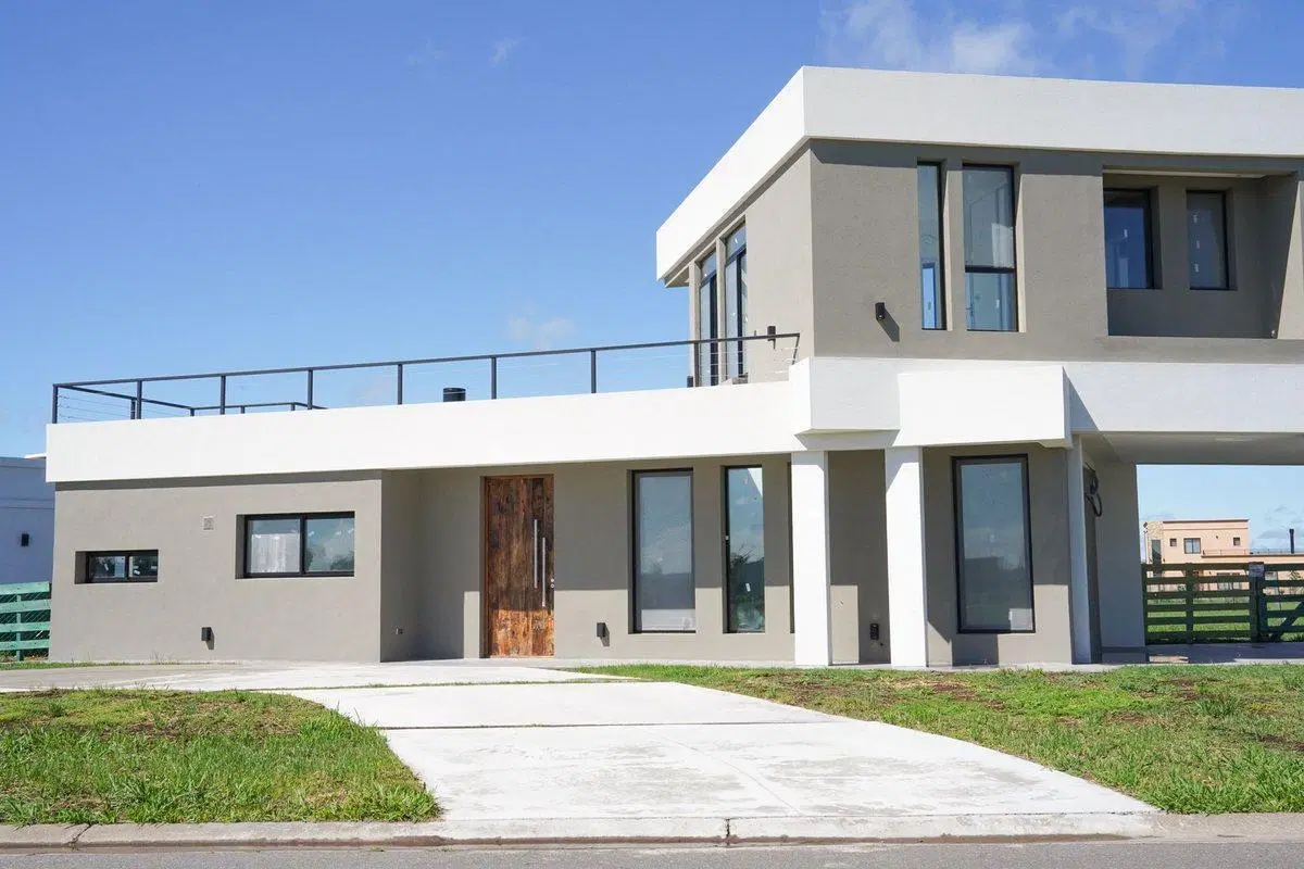 CASA EN VENTA SAN SEBASTIAN 8