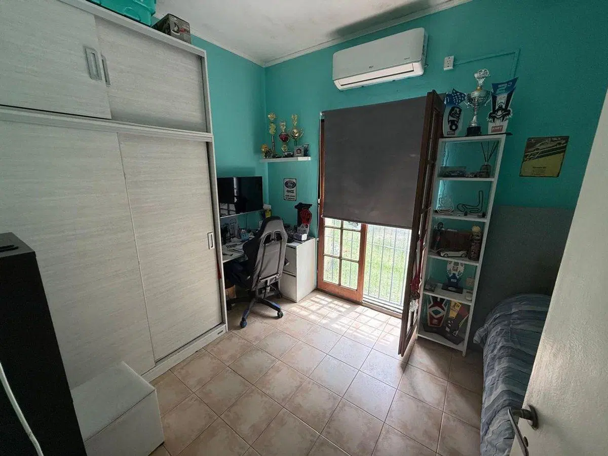 Casa 4 ambientes,Venta,Benavidez centro, Piscina. 8
