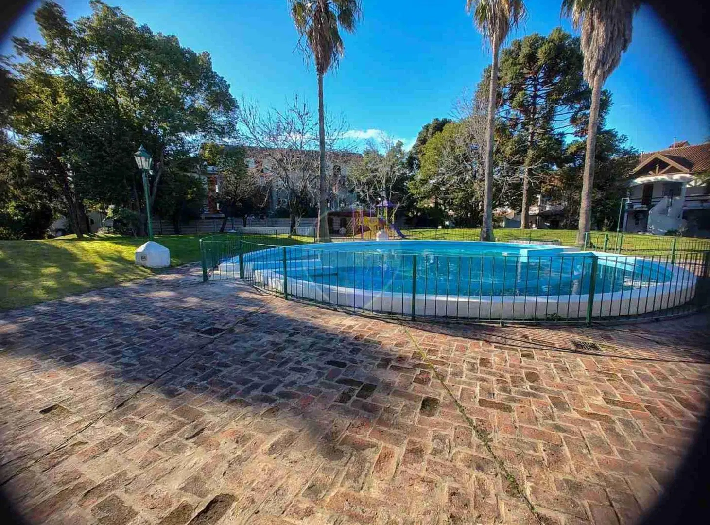 ALQUILER - DEPTO EN CONDOMINIO C/ PARQUE - CAMPANA 5