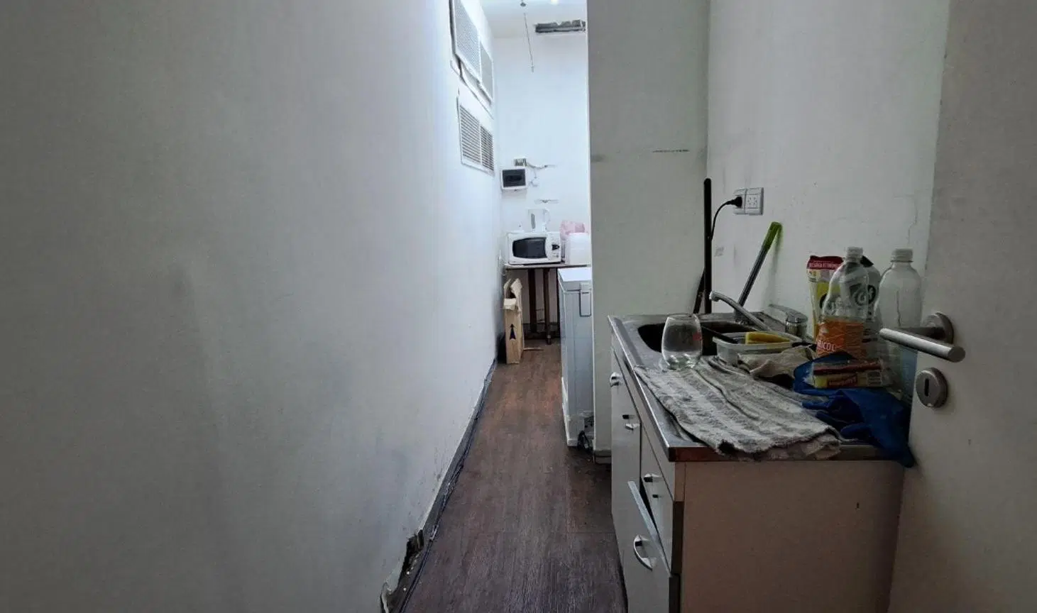 Alquiler Local Comercial Av. Santa Fe y Suipacha 4