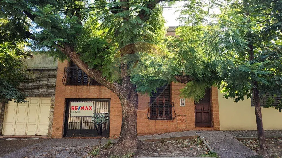 VENTA - CASA 4 AMB CON PISCINA - CAMPANA CENTRO 8