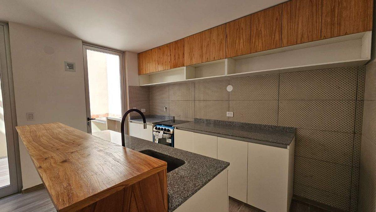 Foto de VENTA PH TIPO CASA BARRIO DE ALMAGRO, imagen 3