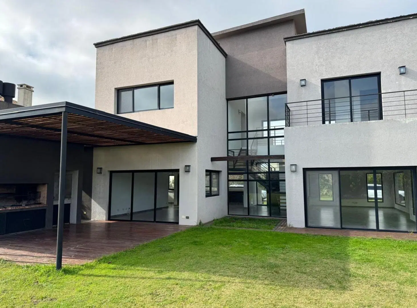 CASA en Venta 4 dormitorios El Canton Puerto 8