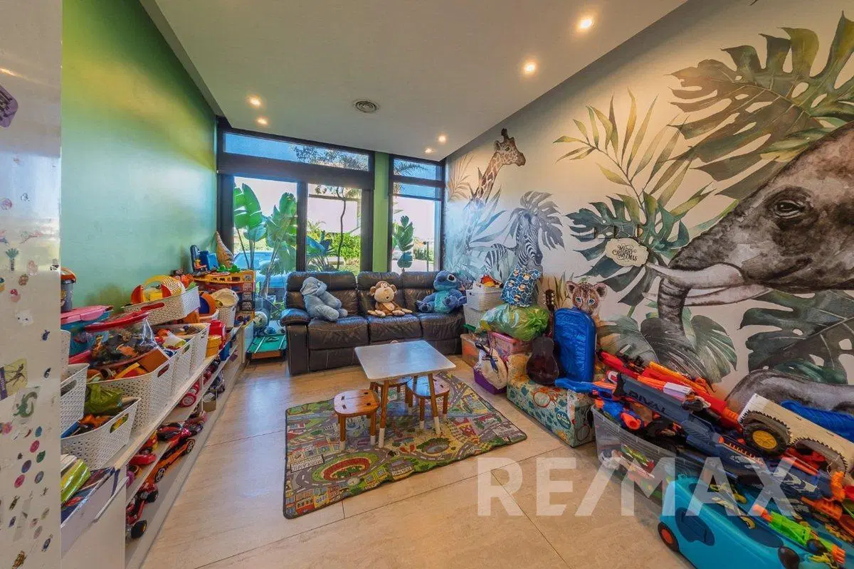 Venta casa 9 ambientes en El Yacht Nordelta 8