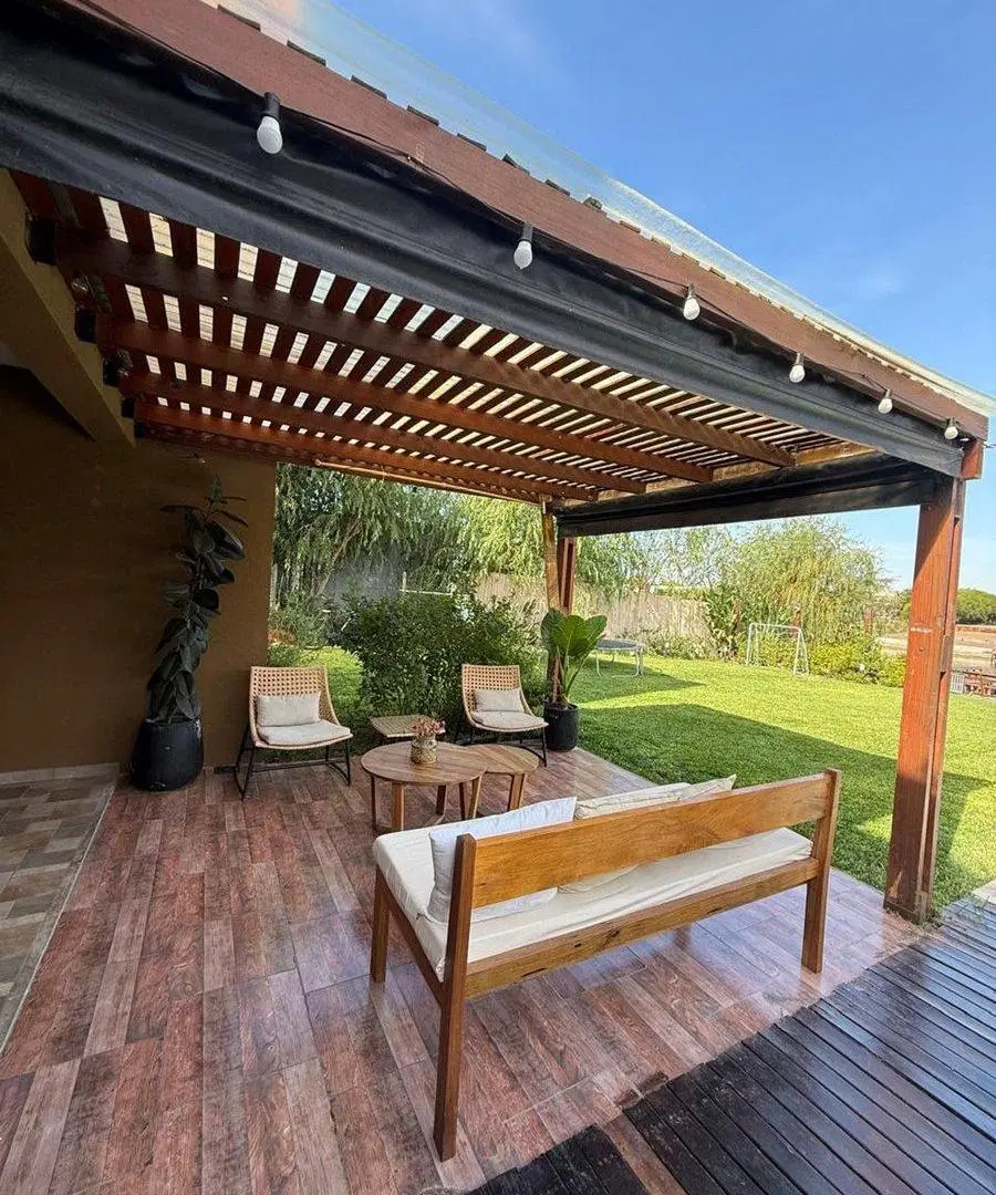 VENTA .CASA A LA LAGUNA . SAN SEBASTIAN .Area 9 4