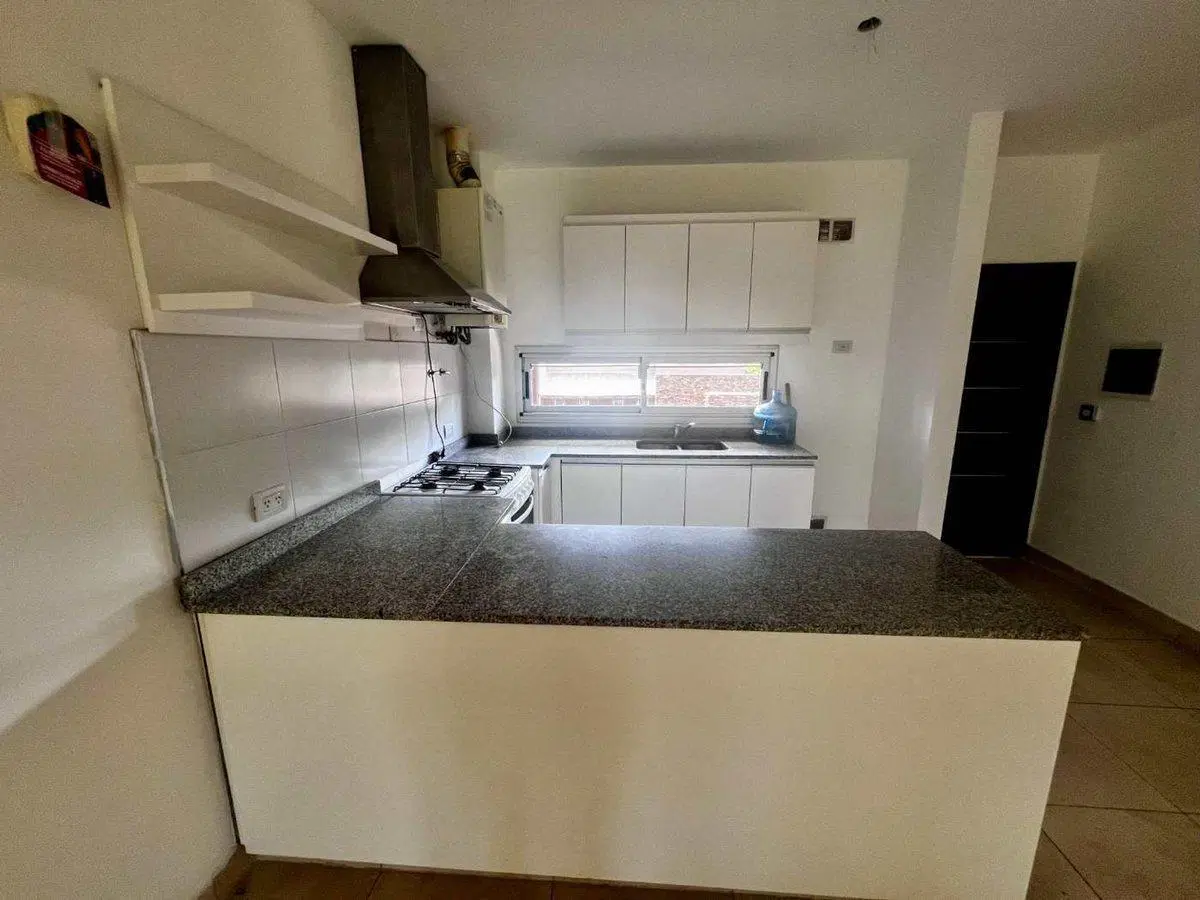 VENTA DPTO 3 AMB COCHERA APTO CREDITO PILAR 4