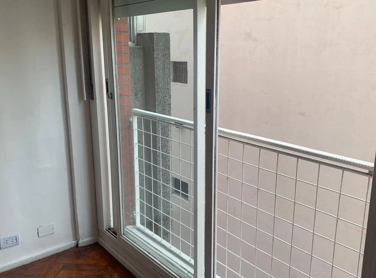 DEPARTAMENTO EN VENTA 2 AMBIENTES RECOLETA 4