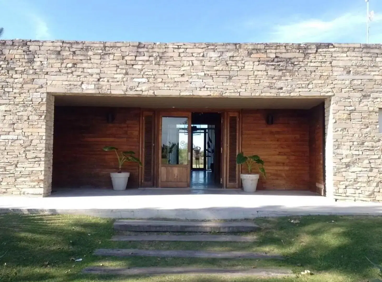Venta terreno al rio Barrio el Naudir Escobar 5