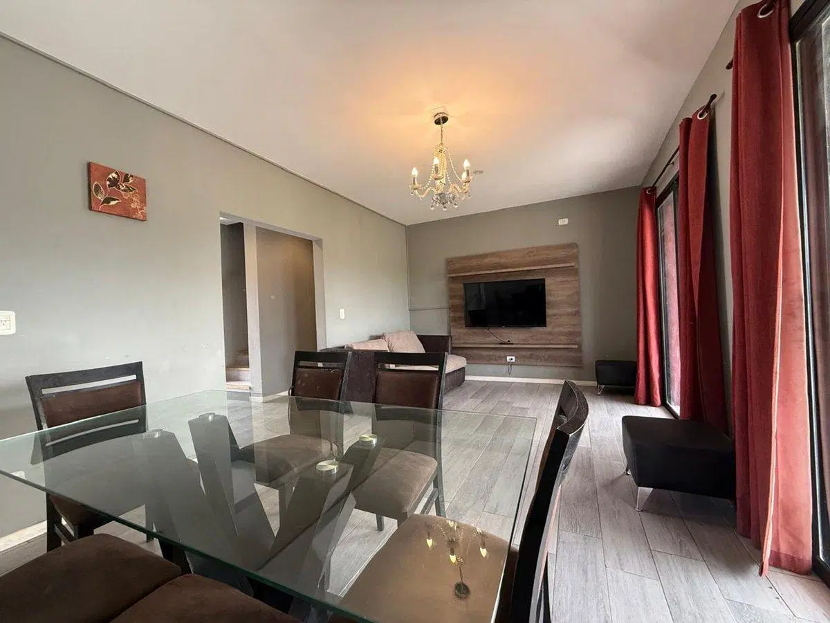 VENTA CASA 4 AMB C/PISCINA SANTA ELENA PILAR 3