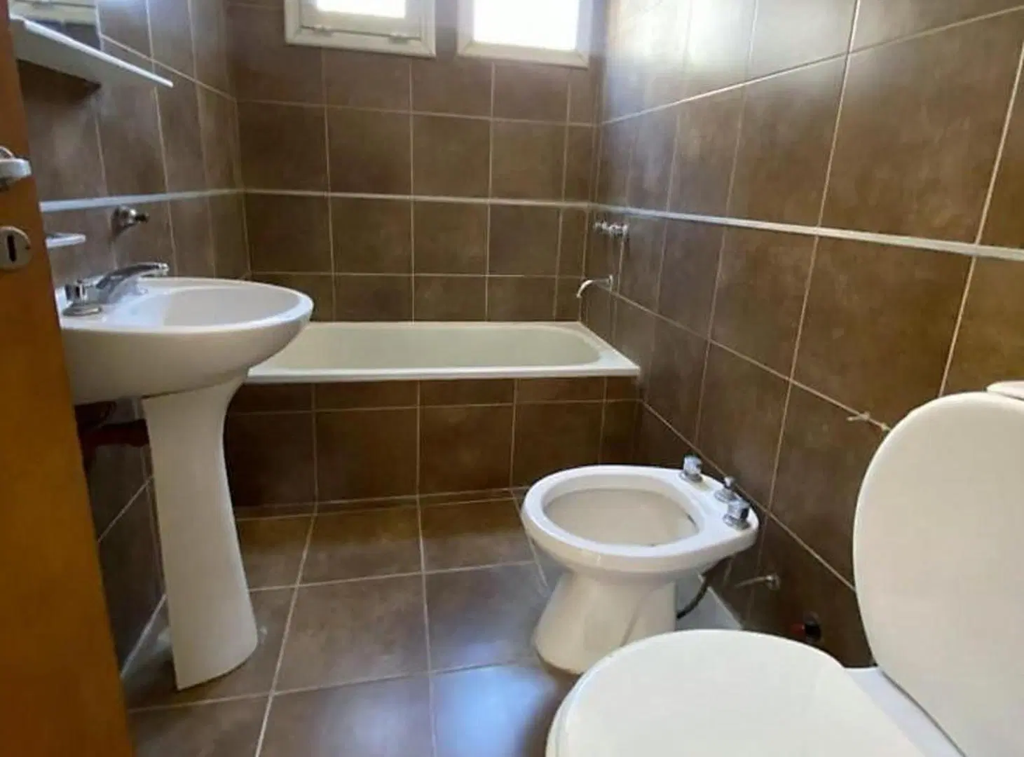 VENTA DEPARTAMENTO MONOAMBIENTE ESCOBAR 4