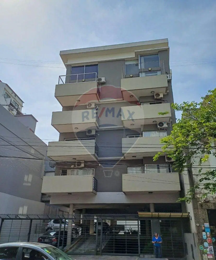 OPORTUNIDAD! VENTA COCHERA  FLORIDA, VTE. LÓPEZ 2